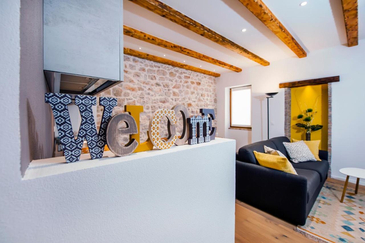 Apartments Casa De Amicis Rovinj Exterior photo